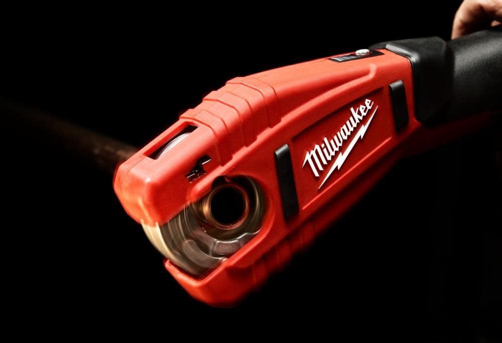 Milwaukee 2471-21 12-Volt Copper Tubing Cutter Kit