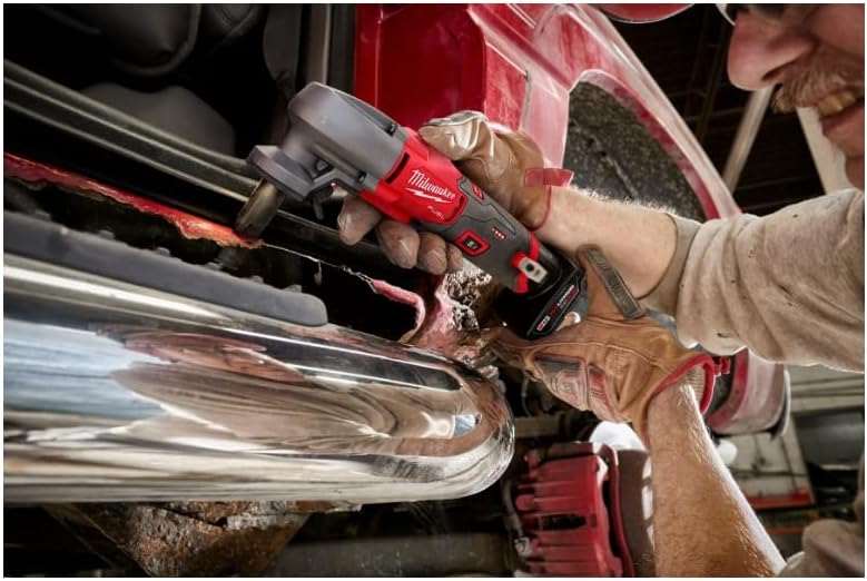 Milwaukeey Milwaukee M12 FUEL 16 Gauge Variable Speed Nibbler, Tool Only