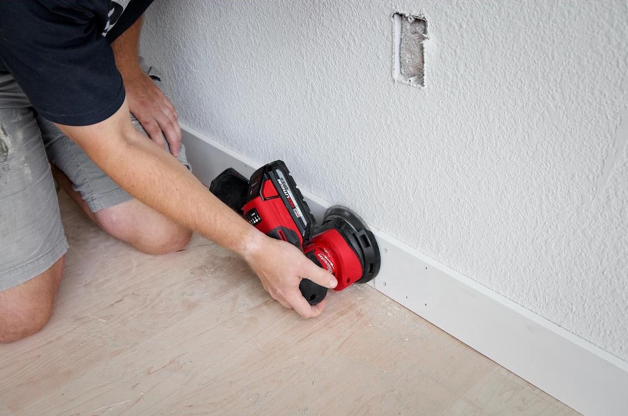 Milwaukee Electric - M18 Fuel 5 INCH Random Orbital Sander