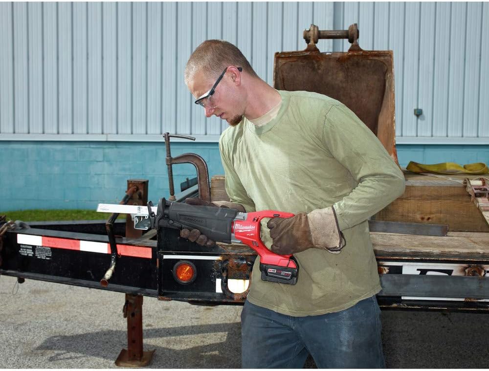 Milwaukee 2997-23 Fuel Combo Kit includes Drill Impact Reciprocating Sawzal