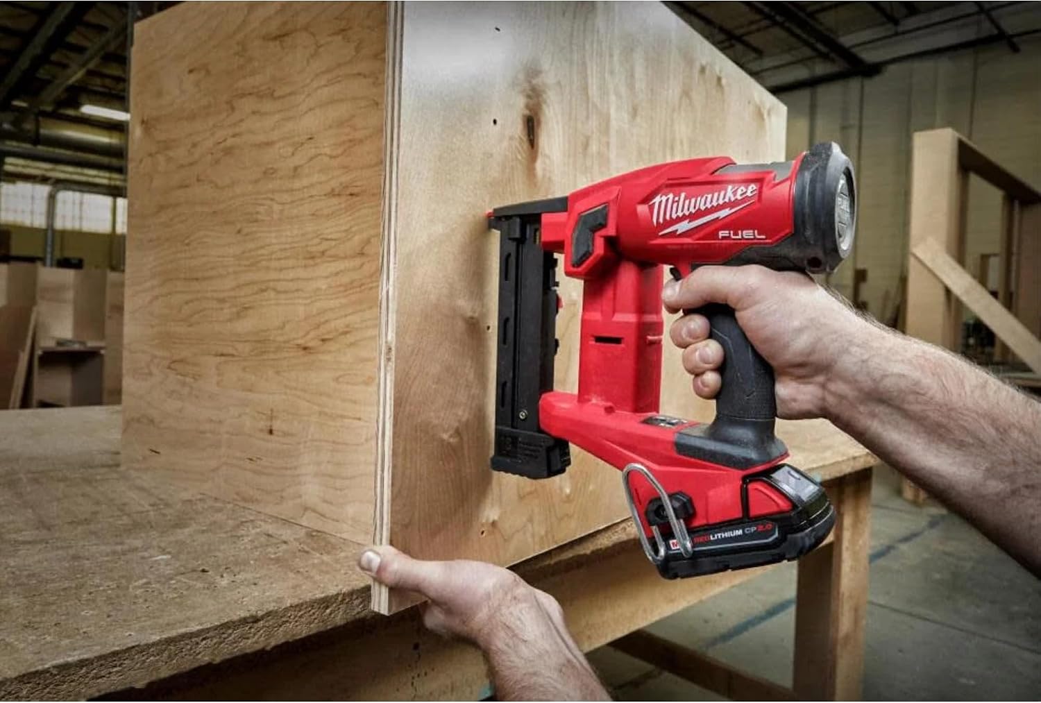 Milwaukee Electric - M18 Fuel 18GA 1/4 Narrow Crown Stapler