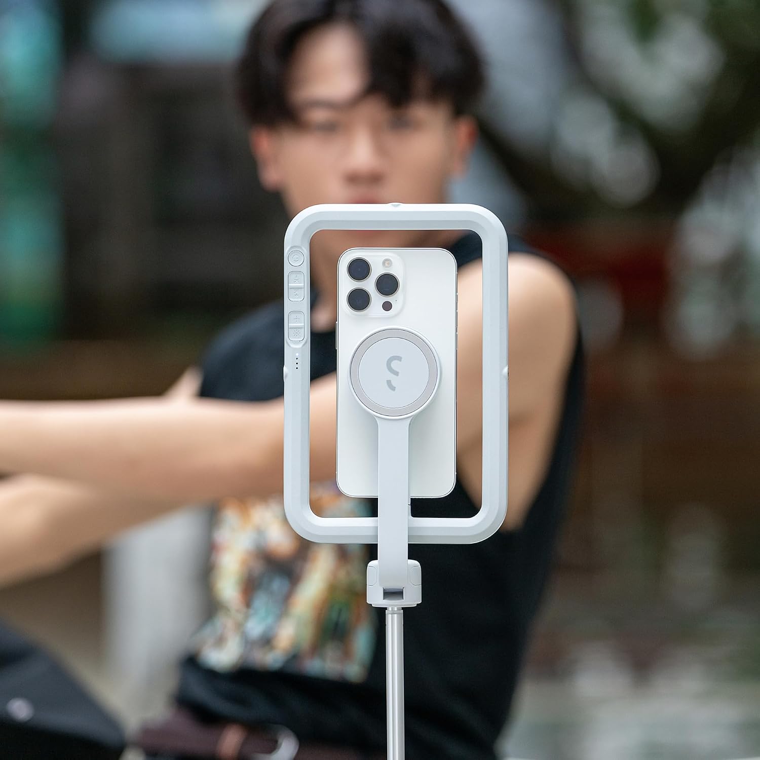 ShiftCam Travel and Creator Kit – MagSafe-Compatible Mobile Creator Bundle for iPhone and Android, Compact Phone Grip, Adjustable LED Light, Extendable Bluetooth Tripod for Vlogging - Creator Kit Pro