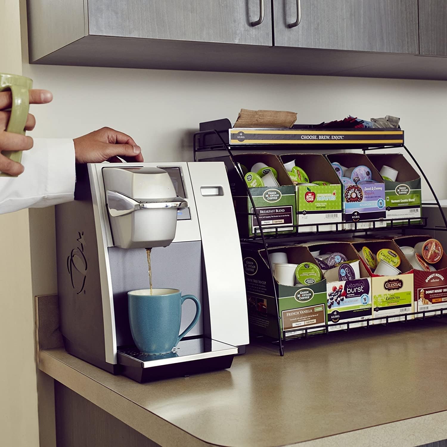 Office Pro Commercial Coffee Maker, Single Serve K-Cup Pod Coffee Brewer, Silver, Extra Large 90 Oz. Water Reservoir