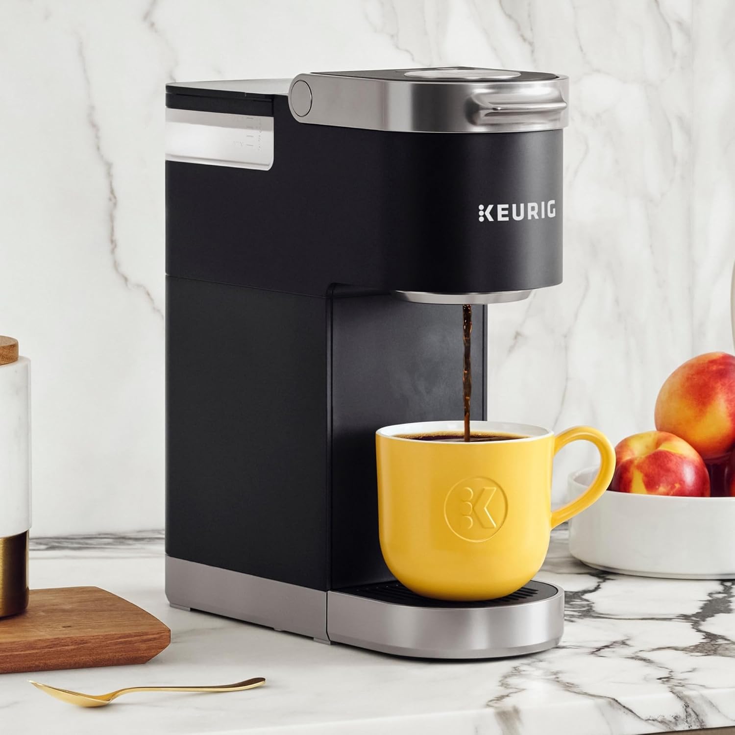 Keurig K-Mini Plus Single Serve K-Cup Pod Coffee Maker, with 6 to 12oz Brew Size, Stores up to 9 K-Cup Pods, Travel Mug Friendly, Matte Black