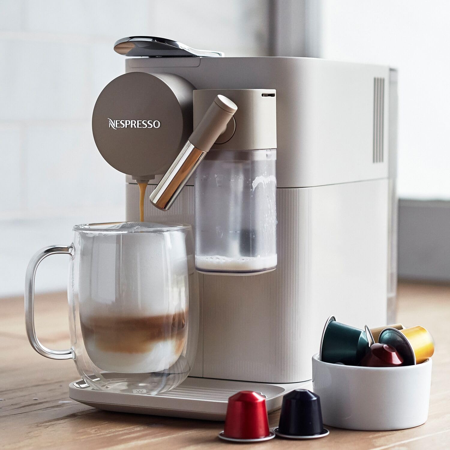 Nespresso Lattissima One Original Espresso Machine with Milk Frother by De'Longhi ,33.8 ounces, Silky White