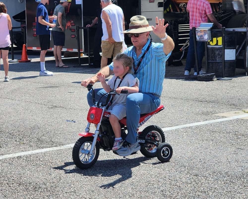Burromax TT250 Electric Dirt Bike for Kids, 250w 24v 7ah, 2 Speeds, 14 Mph, Up to 150lb Rider, Off-Road Electric Mini Bike