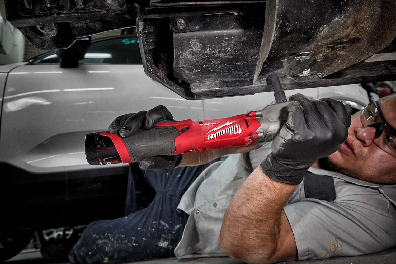 Milwaukee Electric - M12 Fuel 1/2 Right Angle IMP Wrench KIT