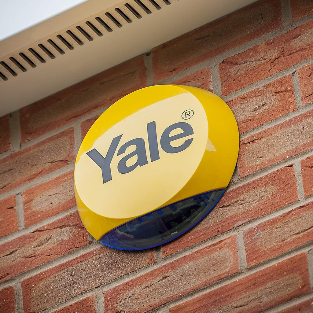 Yale YES-ALARMKIT Essentials Alarm Kit, Battery Powered, 5 Piece Kit, Self Monitored, No Contract, Wireless, PIR Movement Sensors, Door/Window Sensor External Siren, Keypad No Monitoring Fee