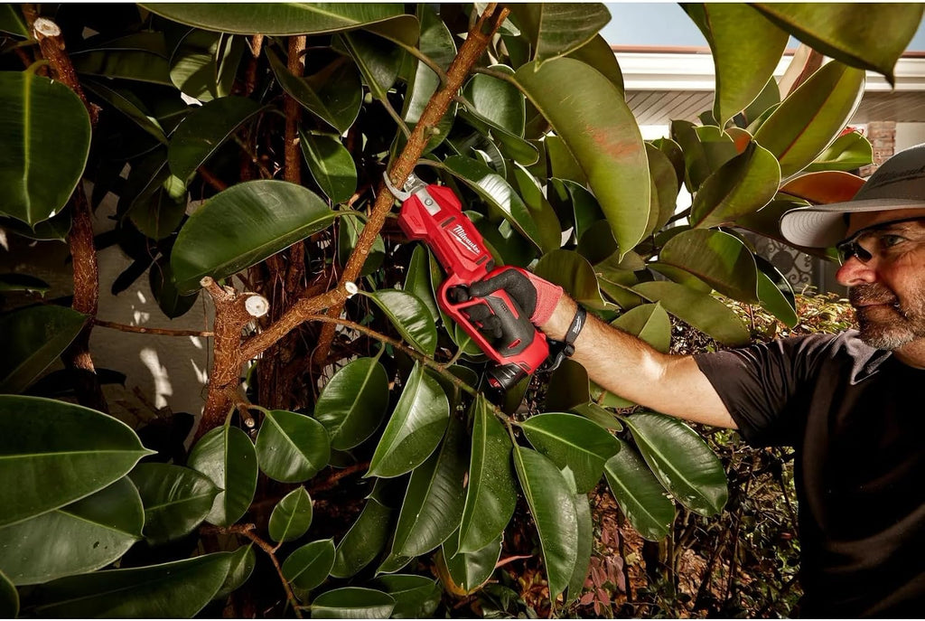 Milwaukee Electric - M12. BRUSHLESS Pruning Shears