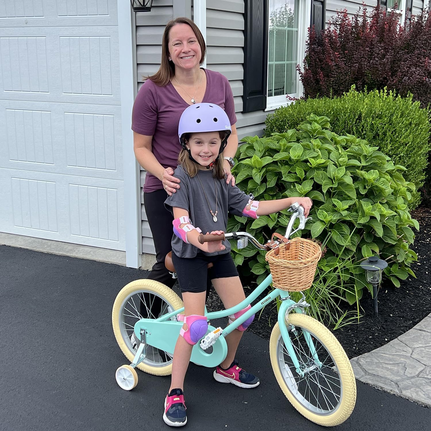 Petimini Vintage Kids Bike for Girls, 12–20 Inch Classic Bicycle with Wicker Basket & Bell, High Tensile Steel Frame, Training Wheels (12–18'), 85% Pre-Assembled, Retro Bike for Outdoor Riding