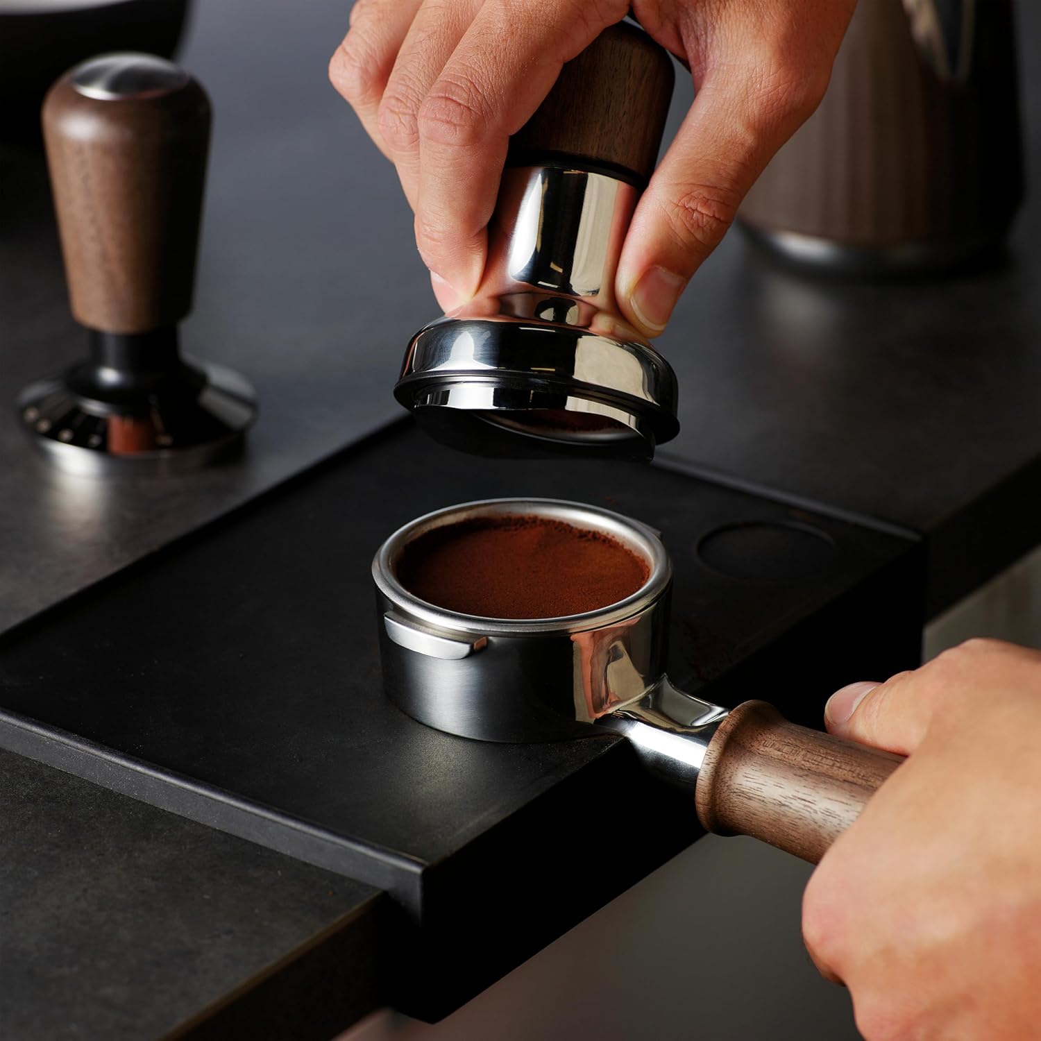 Breville BEA303WLW Distribution Duo Espresso Distribution Tool, 58mm, Walnut