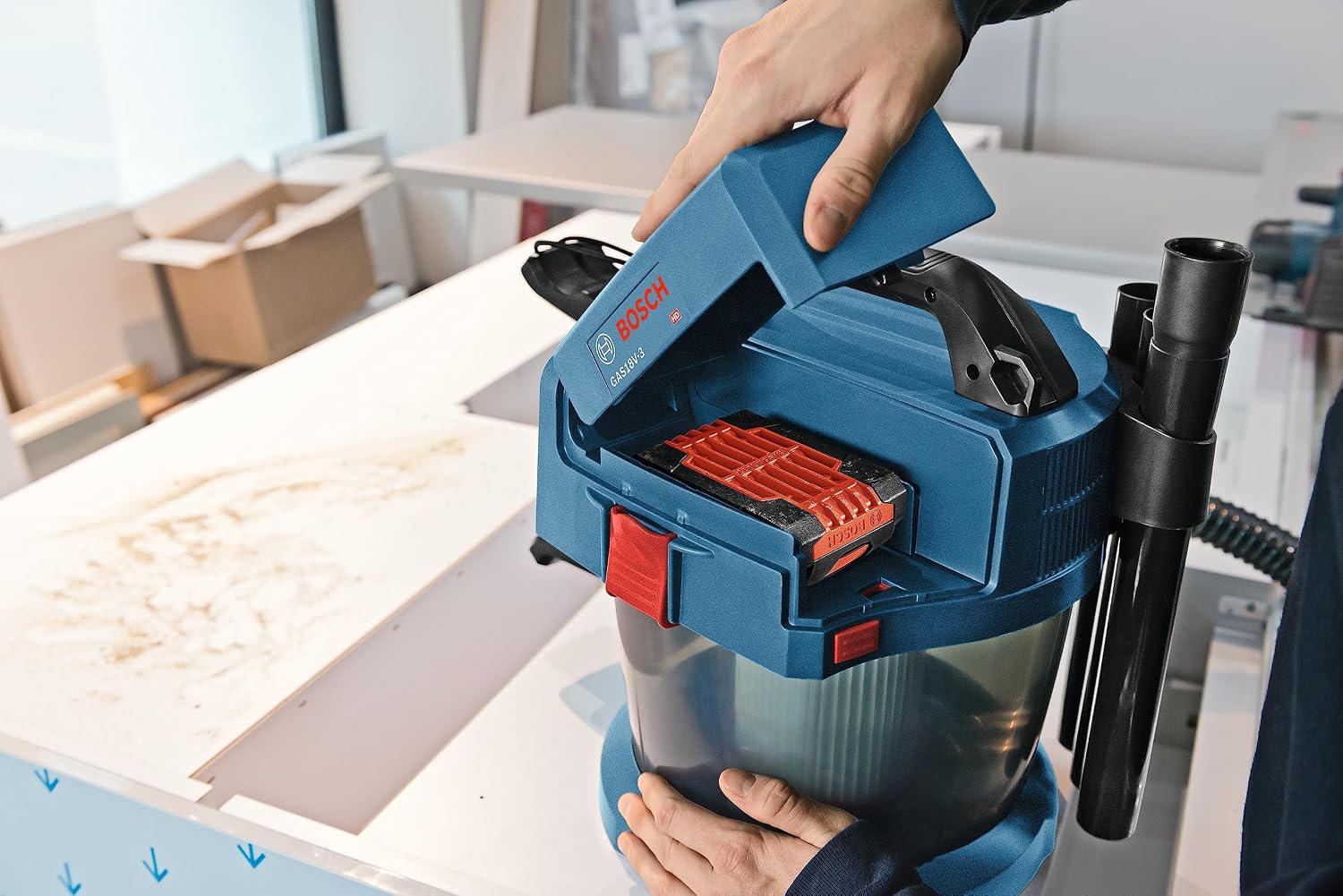 BOSCH GAS18V-3N 18V Cordless Wet Dry Vacuum, 2.6 Gallon Portable Shop Vac & Dust Extractor with HEPA Filter (Bare Tool)
