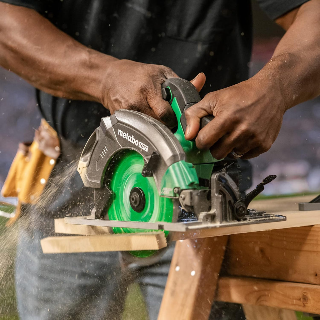 Metabo HPT 18V MultiVolt 7-1/4 Inch Cordless Circular Saw, High Torque, Lightweight Design, Up to 200 2x4 Cuts/Charge, Accepts 18V and 36V MultiVolt Metabo HPT Batteries, Tool Body Only, C1807DAQ4